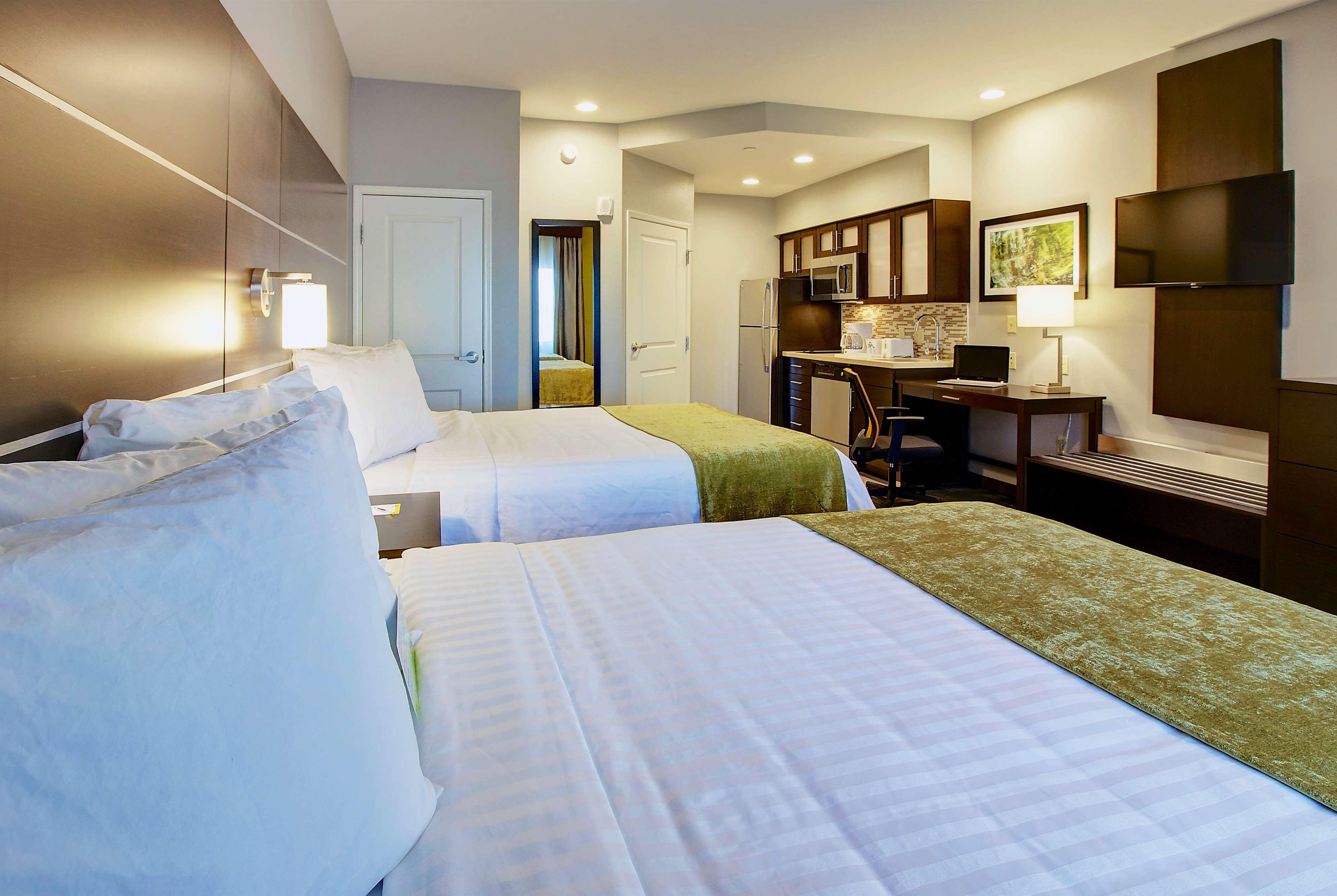 Days Inn & Suites By Wyndham Порт-Артур Экстерьер фото